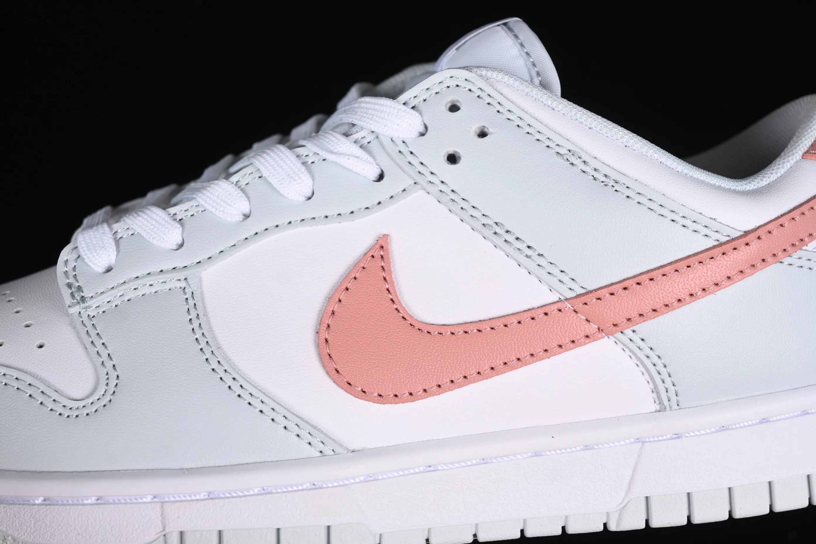 All categories Nk SB Dunk series Nk SB Dunk Low low-top sneakers Nk SB Dunk Low white gray pink SB low-top casual sneakers HF0730-160